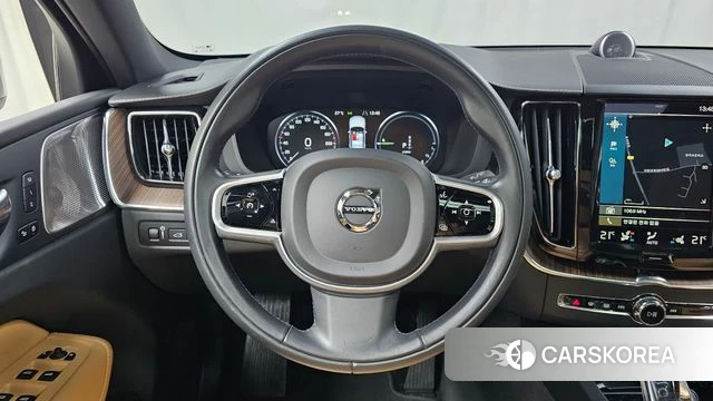 Volvo XC60 second Generation 2021 Белый из Кореи, фото 4