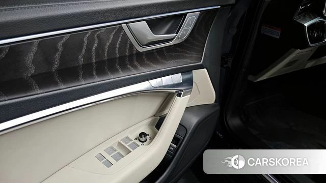 Audi A6 (C8) 2023 Синий из Кореи, фото 4