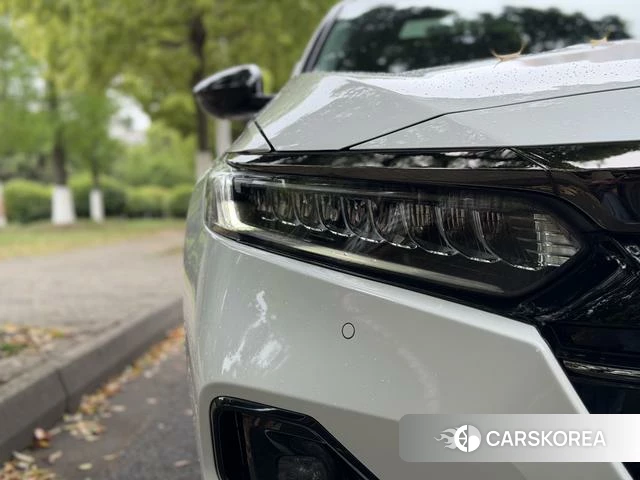 Honda Accord 2023 Белый из Китая, фото 4