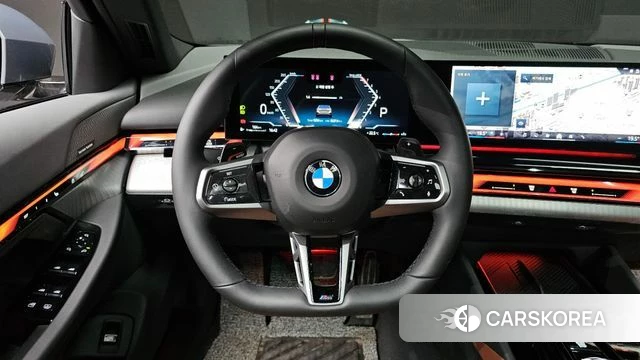 BMW 5 Series (G60) 2025 Песочный из Кореи, фото 4