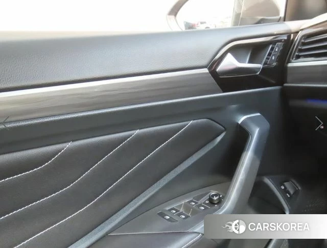 Volkswagen 7th Generation of Jetta 2023 Серый из Кореи, фото 4