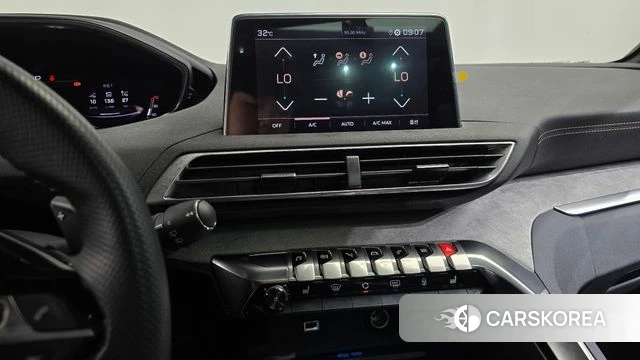 Peugeot 5008 second generation 2021 Серый из Кореи, фото 4
