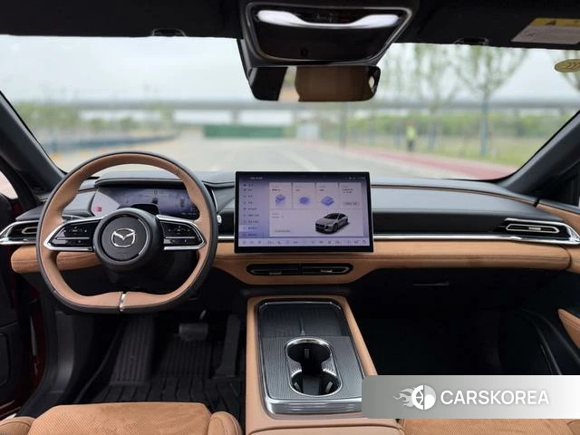 Mazda EZ-6 2025 Красный из Китая, фото 4