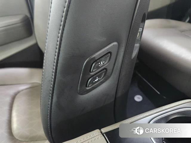 Kia The New Carnival 4th Generation 2024 Белый из Кореи, фото 4
