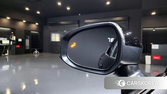 Toyota Crown Crossover 2023 Черный из Кореи, фото 4