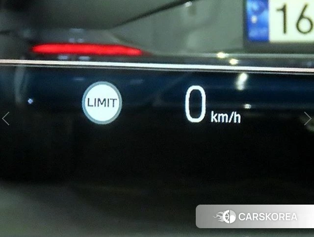 BMW 5 Series (G60) 2024 Белый из Кореи, фото 4