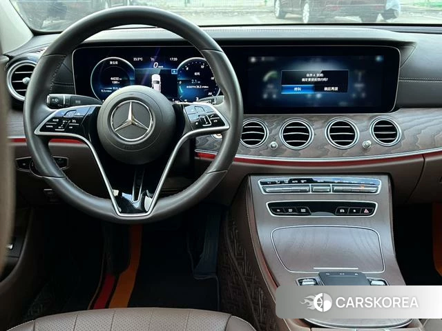 Mercedes-Benz E-class 2022 Черный из Китая, фото 4