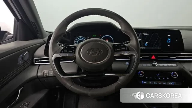 Hyundai The New Avante (CN7) 2023 Белый из Кореи, фото 4