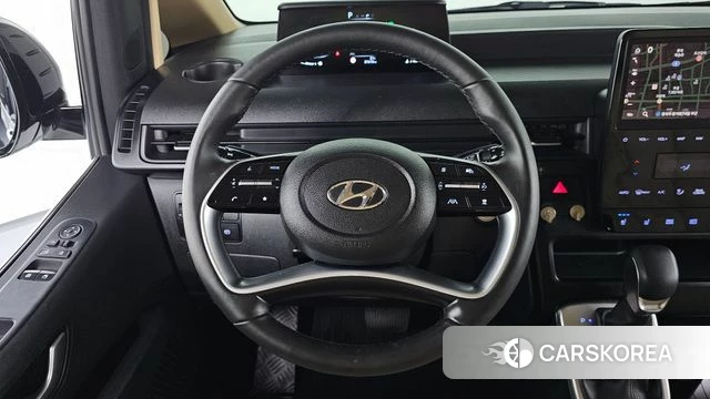 Hyundai Staria 2023 Белый из Кореи, фото 4
