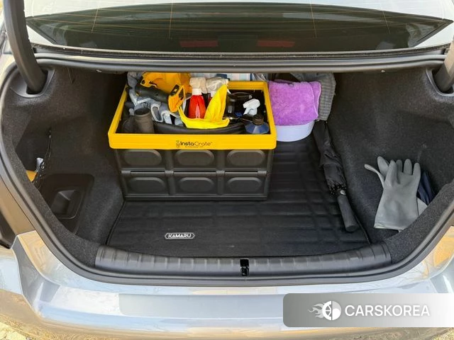 BMW 5 Series (G30) 2023 Серый из Кореи, фото 4