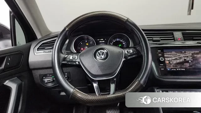 Volkswagen Tiguan second Generation 2019 Черный из Кореи, фото 4