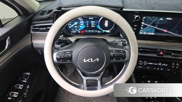 Kia K5 3rd generation 2022 Белый из Кореи, фото 4