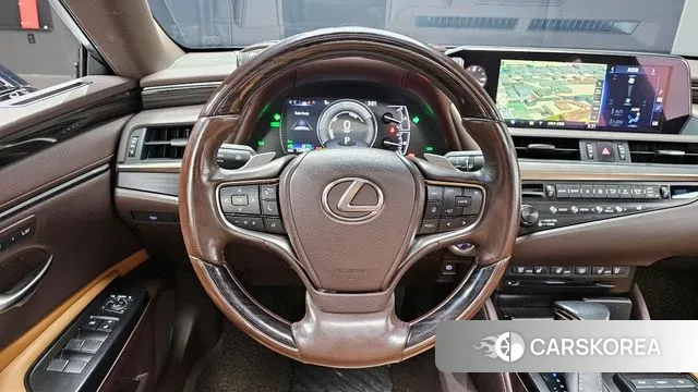 Lexus ES300h 7th generation 2019 Белый из Кореи, фото 4