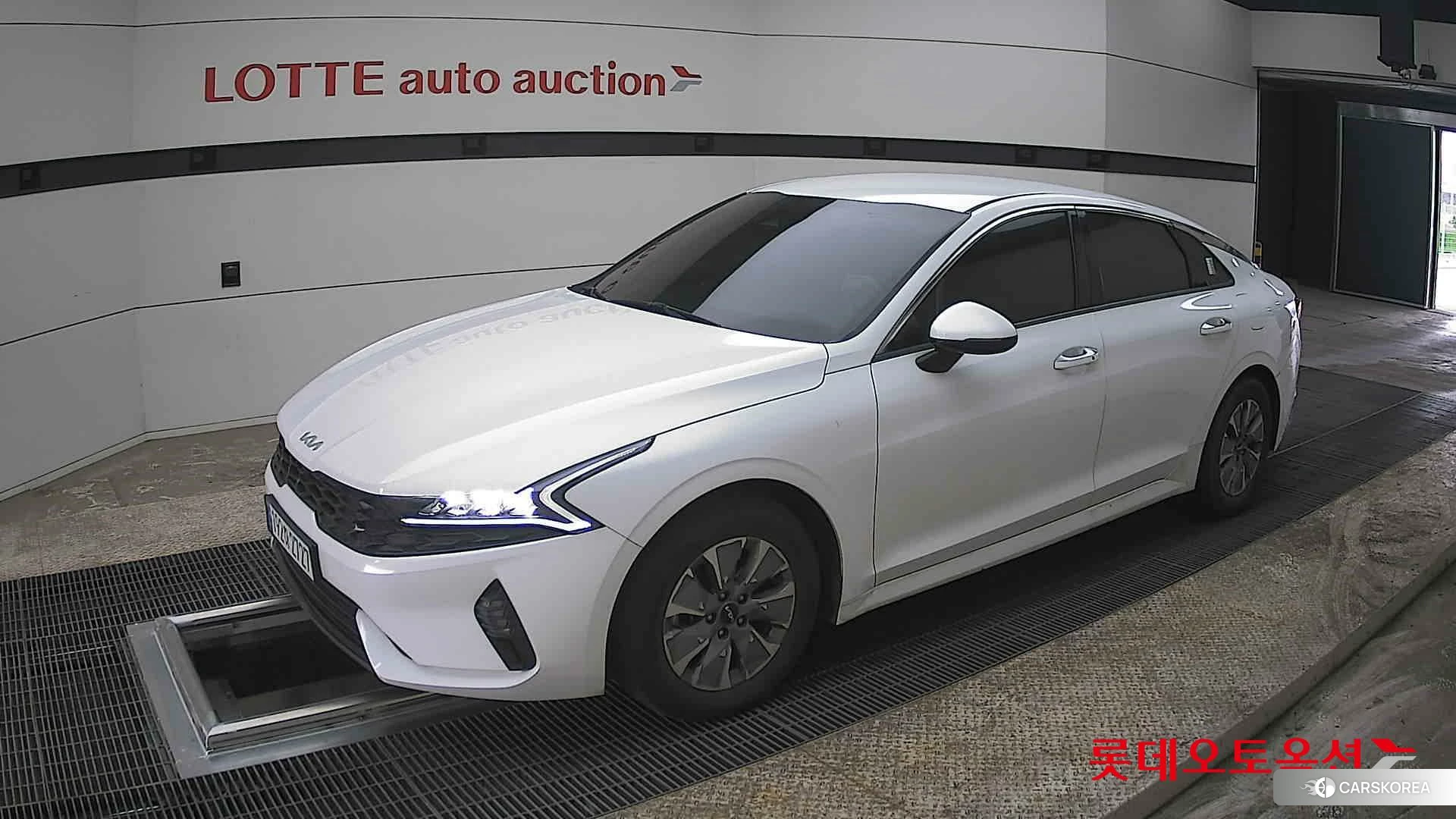 Kia K5 Hybrid 2023 Snow White Pearl (optional) из Кореи, фото 4
