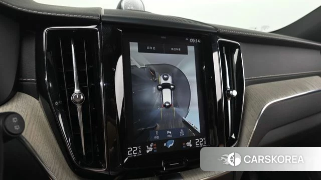 Volvo XC60 second Generation 2019 Белый из Кореи, фото 4