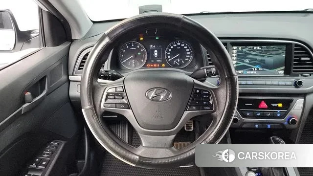 Hyundai Avante AD 2018 Белый из Кореи, фото 4
