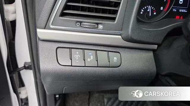 Hyundai Avante AD 2018 Черный из Кореи, фото 4