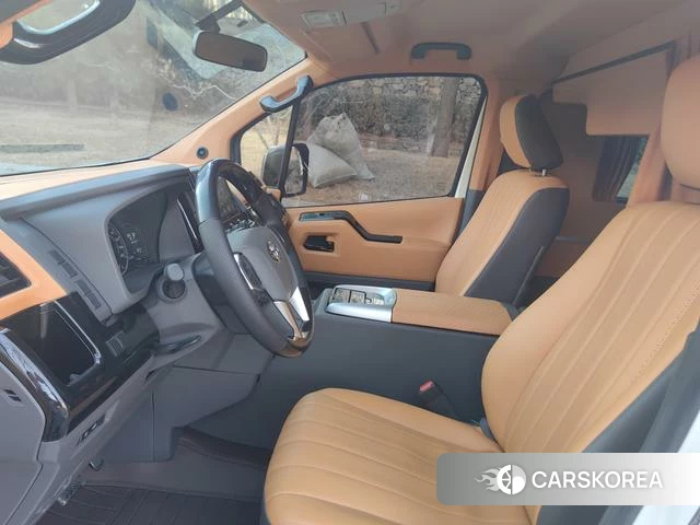 Toyota Hiace 2024 Белый из Китая, фото 4