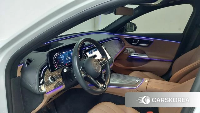 Mercedes-Benz E-Class W214 2024 Белый из Кореи, фото 4