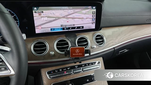 Mercedes-Benz E-Class W213 2021 Черный из Кореи, фото 4
