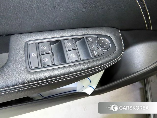 Renault Korea (Samsung) Arcana 2024 Серебристо-серый из Кореи, фото 4