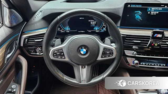 BMW 5 Series (G30) 2021 Белый из Кореи, фото 4