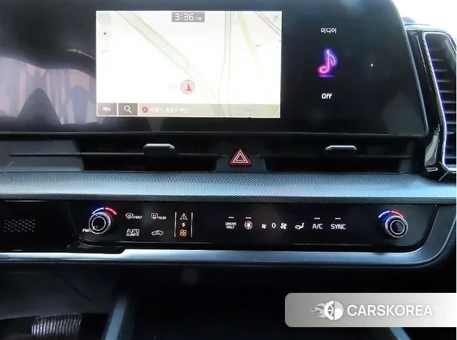 Kia Sportage 5th Generation Hybrid 2021 Белый из Кореи, фото 4