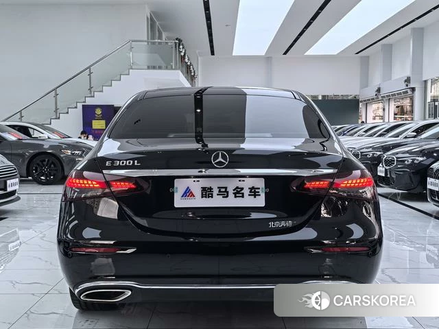 Mercedes-Benz E-class 2022 Черный из Китая, фото 4
