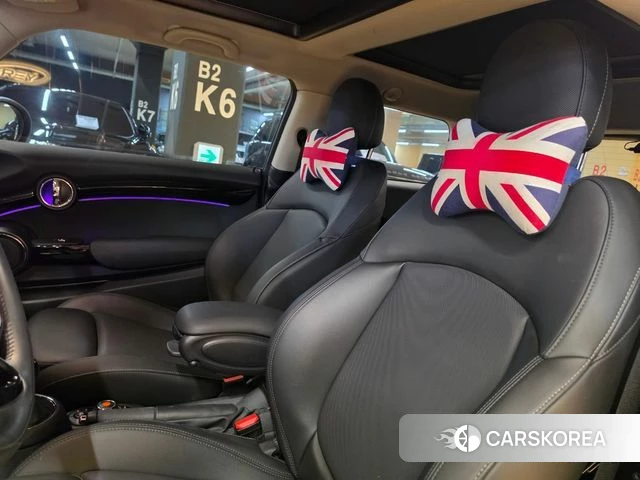 Mini Cooper 2020 Жемчужный цвет из Кореи, фото 4