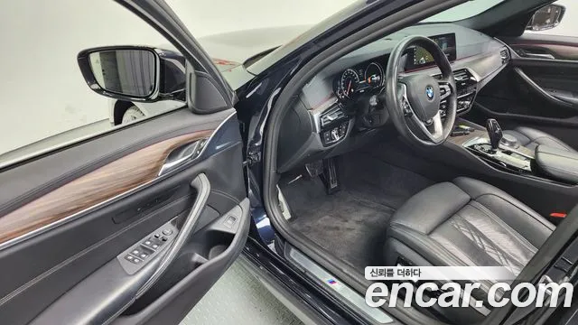 BMW 5 Series (G30) 2018 Черный из Кореи, фото 4