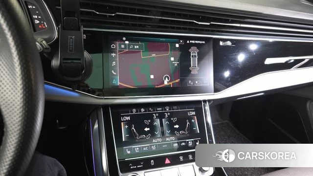 Audi Q8 (4M) 2021 Черный из Кореи, фото 4