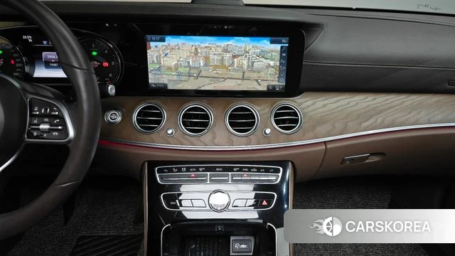 Mercedes-Benz E-Class W213 2019 Черный из Кореи, фото 4