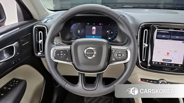 Volvo XC40 2023 Черный из Кореи, фото 4