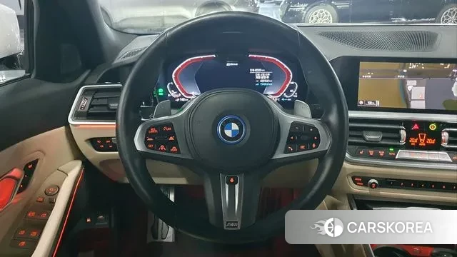 BMW 3 Series (G20) 2022 Белый из Кореи, фото 4