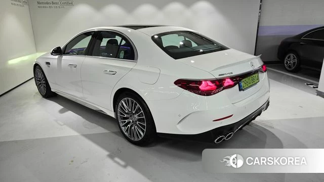Mercedes-Benz E-Class W214 2026 Белый из Кореи, фото 4