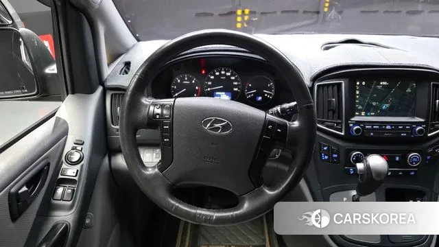Hyundai The New Grand Starex 2018 Черный из Кореи, фото 4