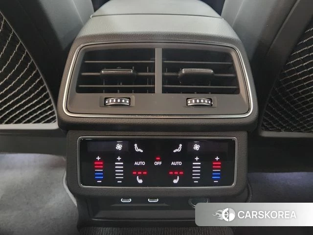 Audi A6 (C8) 2024 Белый из Кореи, фото 4