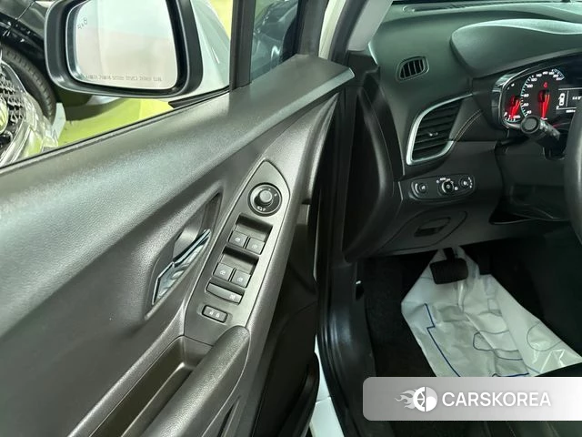 Chevrolet (GM Daewoo) The New Trax 2021 Белый из Кореи, фото 4