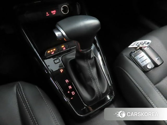 Kia Stonic 2018 Синий нефрит из Кореи, фото 4