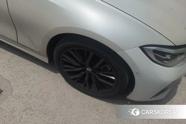BMW 3 series 2022 Белый из Китая, фото 4