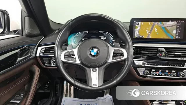 BMW 5 Series (G30) 2021 Белый из Кореи, фото 4