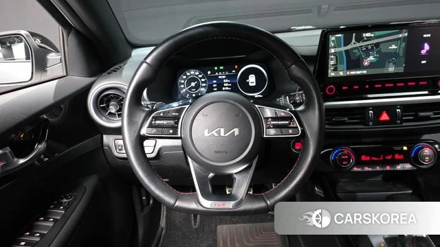Kia The New K3 2nd generation 2024 Белый из Кореи, фото 4