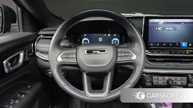 Jeep Compass 2nd Generation 2022 Черный из Кореи, фото 4