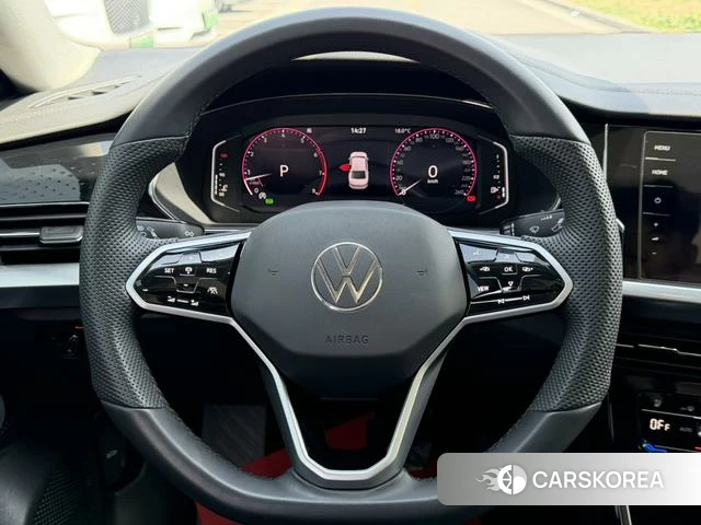 Volkswagen Passat 2024 Черный из Китая, фото 4