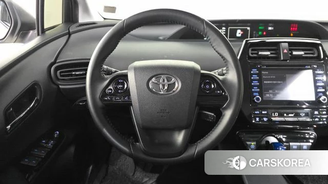 Toyota Prius 4th Generation 2019 Белый из Кореи, фото 4