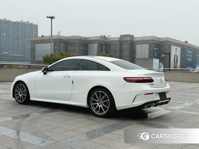 Mercedes-Benz E-class (imported) 2021 Белый из Китая, фото 4