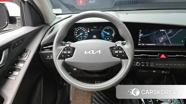 Kia Di Ol Nu Niro 2022 Белый из Кореи, фото 4
