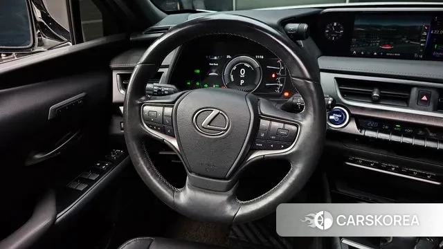 Lexus UX250h 2019 Белый из Кореи, фото 4