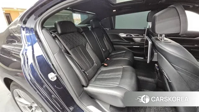 BMW 7 Series (G11) 2018 Черный из Кореи, фото 4