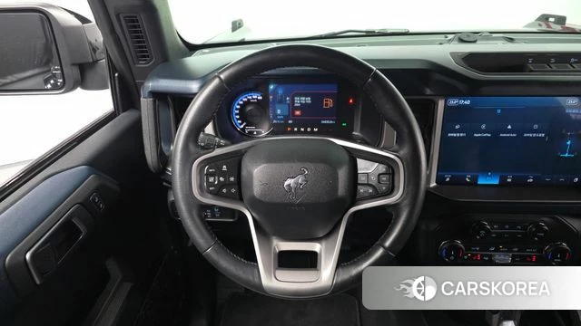 Ford Bronco 6th Generation 2022 Черный из Кореи, фото 4